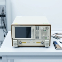 Analyseur de réseau Keysight E8361C PNA d'occasion, 10 MHz à 67 GHz, plage dynamique de 94 dB