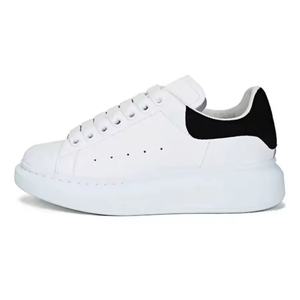 Zapatillas de Plataforma con Cordones y Diseño de Lujo en Cuero Genuino Negro y Blanco para Hombre y Mujer - Product Image 4