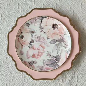 Assiettes de présentation en porcelaine fine à bord festonné, forme de pétale irrégulière, motif personnalisé, bord doré, luxe - Product Image 5