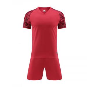 Die neuen Unisex-Fußball uniformen für den Winter 2025 verfügen über schnell trocknende und atmungsaktive Funktionen. Anpassbare Fußballuniform-Sets - Product Image 2