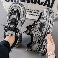 Baskets montantes respirantes en maille pour hommes, prix de gros, nouvelles chaussures de sport décontractées, tendance et polyvalentes, avec semelle à crampons, style clunky