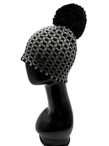 Gorro de punto Premium de Taiwán Gorro de invierno con parche de cuero de 56-58Cm - Product Image 3