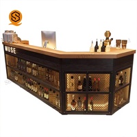 Ensemble de comptoir de bar LED commercial Shinestone avec structure en acier, surface en pierre frittée et comptoirs de bar en bois peints