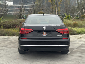 Mobil Volkswagen Pa-ssat Bensin Mobil Bisnis Bekas Mobil Sedan Elegan Sedang untuk Dewasa Kota Otomatis - Product Image 5