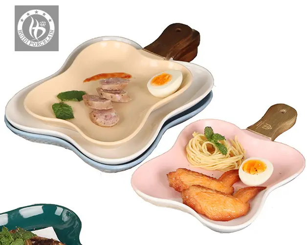 Hot selling green blue pink glaze new design style with wood handle dinning set Serving tray