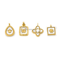 Collier Pendentif Carré en Acier Inoxydable avec Breloques Nacre, Zircon, Papillon, Rose et Couronne Ovale – Vente en Gros