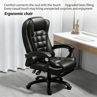 Chaise de bureau ergonomique en cuir noir moderne à dossier haut, avec support lombaire réglable, accoudoirs fixes et repose-pieds pivotant