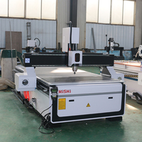 Changeur d'outils semi-automatique 4 * 8ft Routeur CNC 1325 Machine à bois Découpe CNC pour l'industrie publicitaire de l'acrylique