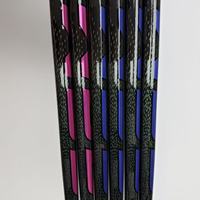 Bâton de hockey sur glace professionnel en carbone personnalisé, léger, nouveau style 2026, courbes multiples, flex personnalisé, logo, couleur, vente en gros