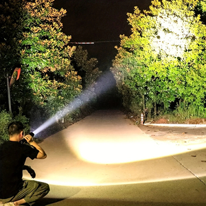Lampes de poche LED haute puissance 4LED, projecteur de camping rechargeable avec lumière latérale, 3 modes d'éclairage pour le camping, l'aventure en plein air - Product Image 4