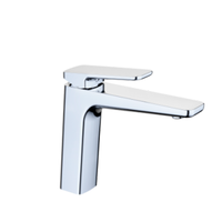 Robinets de salle de bain chromés modernes en acier inoxydable et laiton pour baignoire Mitigeurs pour lavabo de douche Mélangeur de bain en céramique polie Hôtels