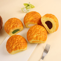 Jouet anti-stress Squishy en forme de petit pain ananas mignon à remontée lente, en PU ultra doux, design réaliste de pain de boulangerie, portable et de taille paume