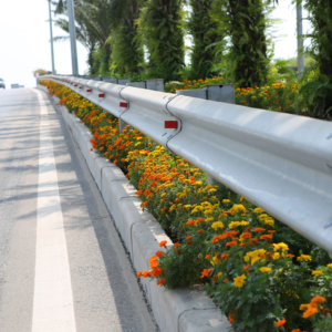 Système de clôture de protection extérieure en acier pour autoroutes et voies ferrées, clôture de sécurité métallique anti-rouille thermolaquée pour les infrastructures - Product Image 1