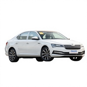 Nouvelles voitures les moins chères 2025 SAIC <span class=keywords><strong>Skoda</strong></span> <span class=keywords><strong>Superb</strong></span> TSI <span class=keywords><strong>280</strong></span> DSG Essence Berline intermédiaire 5 places 1.4T 150CV L4 pour adultes en stock - Product Image 1
