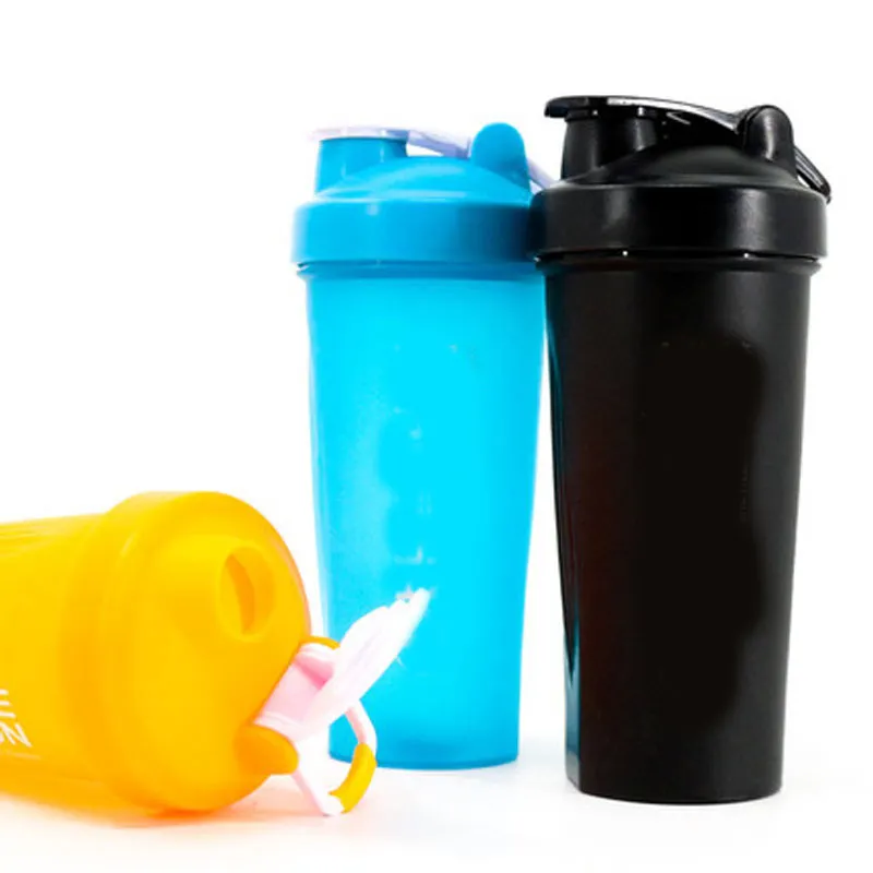 Novo estilo personalizado logotipo fitness ginásio plástico garrafas de água potável liquidificador shaker copo proteína shaker garrafa para esportes