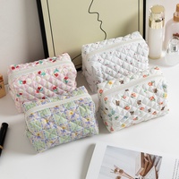 Tas Kosmetik Wanita Terbuka Berbahan Poliester Bermotif Bunga, Tas Perawatan Kulit Portabel untuk Perjalanan, Kapasitas Sedang, Lembut, dan Bernapas