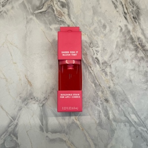 Blush Líquido Sheer Style em Múltiplas Cores, Uso Duplo para Lábios e Bochechas, Efeito Natural de Longa Duração - Product Image 3