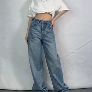 Jeans OEM 2025 à impression feuille d'argent, pantalon en denim personnalisé pour femme, décontracté, coupe classique, délavage régulier - Product Image 3