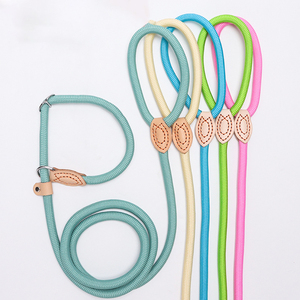 Correa de cuerda con conexión de cuero genuino para perros medianos y grandes Correa de perro sólida y fuerte retráctil - Product Image 3