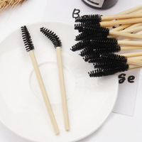 Lot de 50 mini-brosses à cils et sourcils en nylon jetables pour maquillage, avec manche en bambou, pour la vente en gros