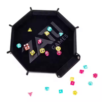 Plateau à dés surdimensionné LOGO en relief à quantité minimale de commande bas avec rangement d'accessoires de jeu de société en velours plateau personnalisé en cuir pliant