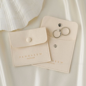 Pochette à bijoux en microfibre PandaSew, emballage cadeau pour boucles d'oreilles, collier, bague, bouton pression avec logo personnalisé - Product Image 5