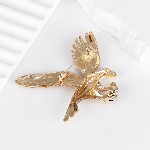Nova Moda Retro Águia Broche Bonito Pintado Animal Pássaro de Ouro Broche Peito Flor Homens Festa de Casamento Animal Collar Pin - Product Image 5