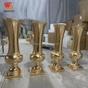 Support <span class=keywords><strong>de</strong></span> fleurs en métal doré <span class=keywords><strong>de</strong></span> <span class=keywords><strong>table</strong></span> élégant <span class=keywords><strong>de</strong></span> qualité supérieure <span class=keywords><strong>Vase</strong></span> trompette pièce maîtresse <span class=keywords><strong>de</strong></span> <span class=keywords><strong>mariage</strong></span> du fournisseur chinois - Product Image 6