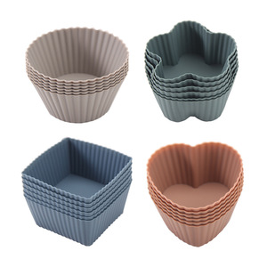 Moldes de Silicona Redondos en Forma de Corazón, Paquete de Doce Unidades, de Grado Alimenticio, para Postres y Aperitivos en Fiestas de Primavera - Product Image 6