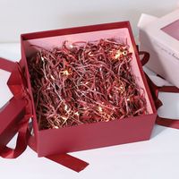 Boîte cadeau en stock avec boîte cadeau à main carrée transparente fenêtre en PVC pour emballage cosmétique