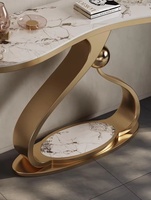 Table console moderne de luxe pour couloir, table d'appoint élégante en acier inoxydable doré marbré et personnalisable pour hôtels, maisons