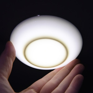 Fornitura di fabbrica Off-bianco ceramica rotonda oro bordo piatto <span class=keywords><strong>porcellana</strong></span> ceramica bistecca piatto per cena <span class=keywords><strong>Set</strong></span> per il matrimonio e Renstaurant - Product Image 4