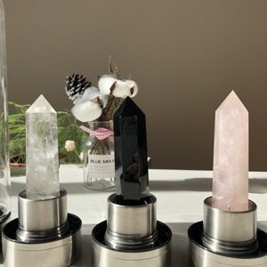 Cristales de shungita con infusión de piedras preciosas, piedras de energía curativa, botella de agua de vidrio como regalos de Yoga para amantes de festivales personalizados - Product Image 2