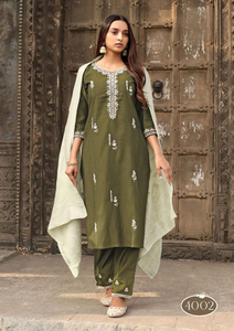 ARTRIDDHS, venta al por mayor, conjunto de Kurti formal indio y pakistaní con pantalón y Dupatta hecho a mano en la India - Product Image 5