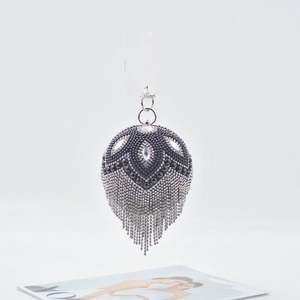 กระเป๋าคลัทช์เพชรทำมือสำหรับผู้หญิง กระเป๋าคริสตัลรูปสัตว์ กระเป๋าออกงานกลางคืน งานพรอม กระเป๋าสะพายข้างประดับเพชร - Product Image 2