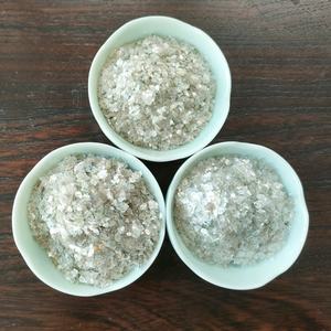 Poudre de flocons de mica doré Shengping Muscovite <span class=keywords><strong>Biotite</strong></span> 5-200 Mesh Phlogopite Séricite pour revêtements de sol et de mur, décorations et revêtements artistiques - Product Image 2