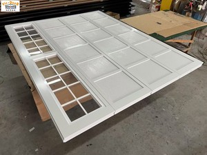 <span class=keywords><strong>Porte</strong></span> de <span class=keywords><strong>garage</strong></span> en acier galvanisé isolé en mousse PU à panneaux sectionnels superposés avec cadre en aluminium à grain de bois avec supports de vent - Product Image 4