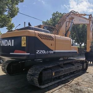 Excavatrice sur chenilles hydraulique d'occasion Hyundai 220lc-9s modèle 2023, 22 tonnes avec moteur et PLC en bon état de marche - Product Image 2