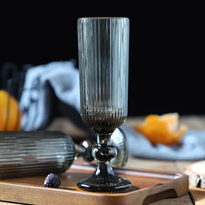 Gobelet en verre teinté vintage rétro européen cristal métal <span class=keywords><strong>vin</strong></span> rouge décoration de mariage tasse pour <span class=keywords><strong>vin</strong></span> champagne <span class=keywords><strong>vin</strong></span> mousseux - Product Image 2