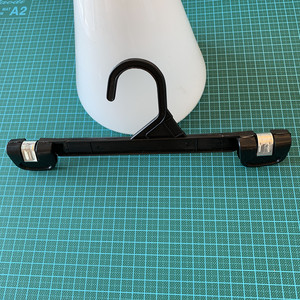 25cm 1001 Skirt Black Clothes <b>Push</b> up <b>Clip</b> Plastic Anti-slip Pant Bottom Hanger with Sizes - Product Image 5