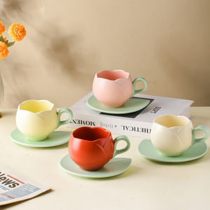 Elegante <span class=keywords><strong>Taza</strong></span> de Café de Cerámica con Relieve 3D Pintado a Mano, Diseño de Tulipán Rosa, con Platillo, Ideal para Regalo - Product Image 4