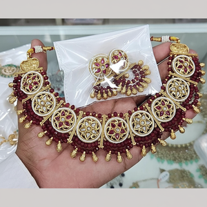 Exquis plaqué or Pota pierre et collier de perles ensemble bijoux de mariage élégants pour les femmes conception de bijoux fins traditionnels - Product Image 1