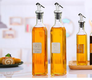 150/250/500ml vente chaude <span class=keywords><strong>carafe</strong></span> à <span class=keywords><strong>huile</strong></span> claire vinaigre verre distributeur d'<span class=keywords><strong>huile</strong></span> d'olive bouteille avec verser et entonnoir pour la cuisine - Product Image 3