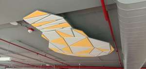 Panneaux acoustiques sur mesure avec conception de nuage et de déflecteur Modèle 3D et conception graphique pour une performance acoustique optimale - Product Image 3