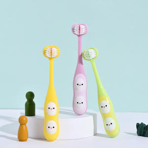 Brosse à dents à trois faces à cheveux doux pour enfants petits poissons moches pour bébé de 1 à 12 ans à usage domestique spécial Yangzhou fabricants - Product Image 3