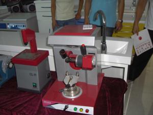 110W Vacuum Mixer Die unità di separazione macchina di taglio del gesso per laboratorio odontoiatrico - Product Image 5