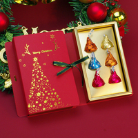 Boîte cadeau de Noël magnétique, boîte d'emballage en carton pliable pour chocolats, cadeaux de fête, boîte à bonbons de Noël rouge avec rubans