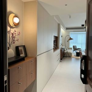 Mesa de Comedor de Madera Contemporánea con Mueble de Almacenamiento, Muebles Modernos Minimalistas para el Hogar, Estilo de Diseño Personalizable para Sala de Estar - Product Image 3