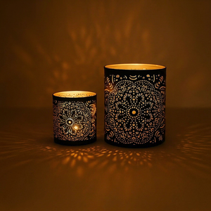Ensemble de 2 élégants porte-bougies en métal faits à la main, porte-bougies décoratifs pour table à manger, salon - Product Image 1