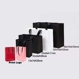 Perruques <span class=keywords><strong>de</strong></span> petits cils <span class=keywords><strong>de</strong></span> luxe personnalisés rouge à lèvres noir mat sacs cadeaux en <span class=keywords><strong>papier</strong></span> brun avec poignées <span class=keywords><strong>de</strong></span> ruban gros-grain - Product Image 2